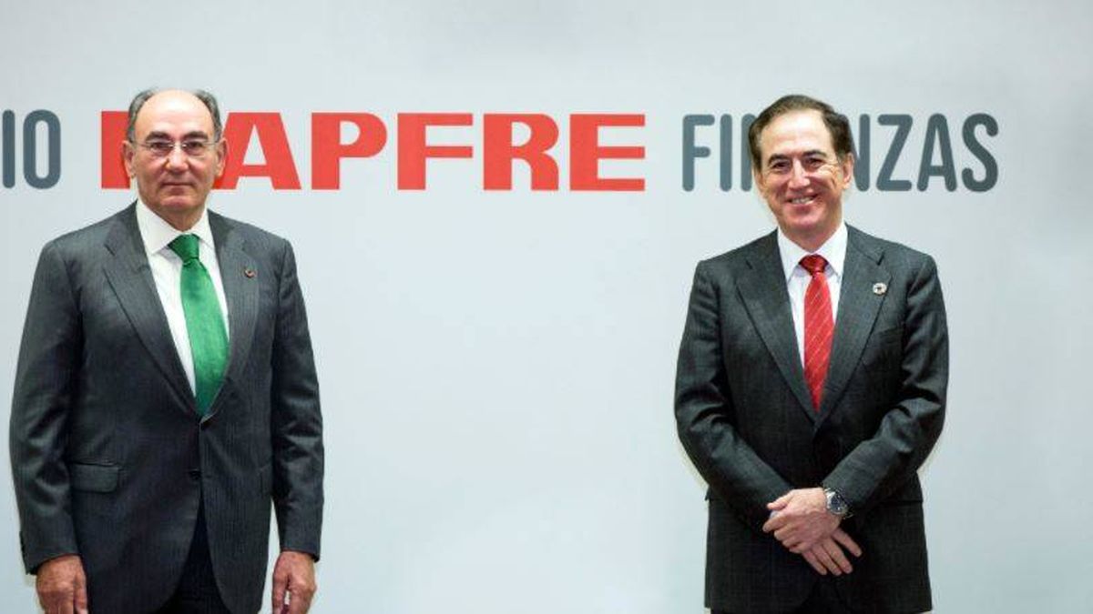 Mapfre invertirá más de 600 M con Iberdrola en renovables y lo ofrecerá en banca privada