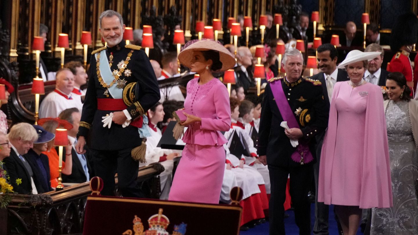 Los reyes Felipe y Letizia, en la abadía. (Reuters/Victoria Jones)