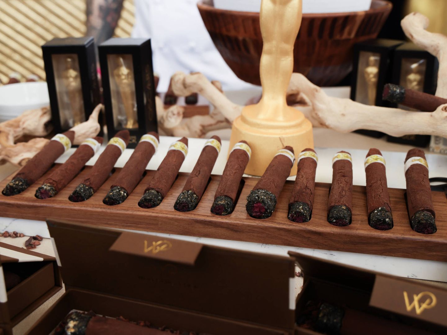 Cigarros de chocolate en los Oscar. (Getty)