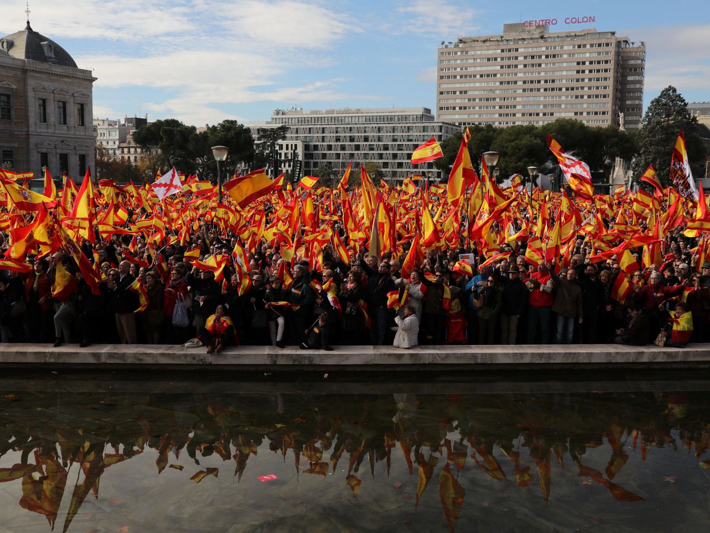 Imagen de la plaza de Colón durante la concentración. (Reuters)