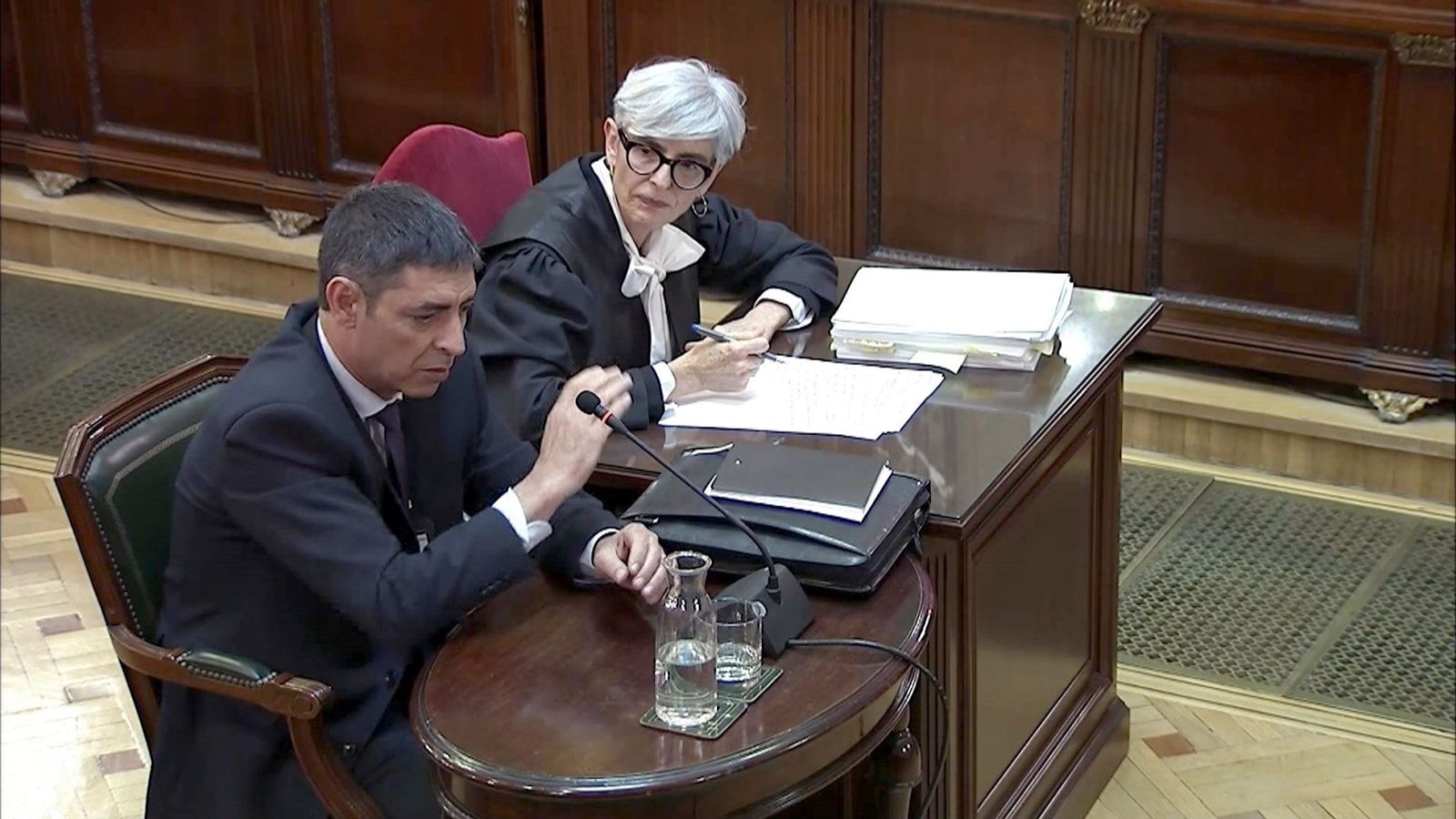 Foto: La declaración de Josep Lluís Trapero, jefe de los Mossos d'Esquadra durante el 1-O. (EFE)