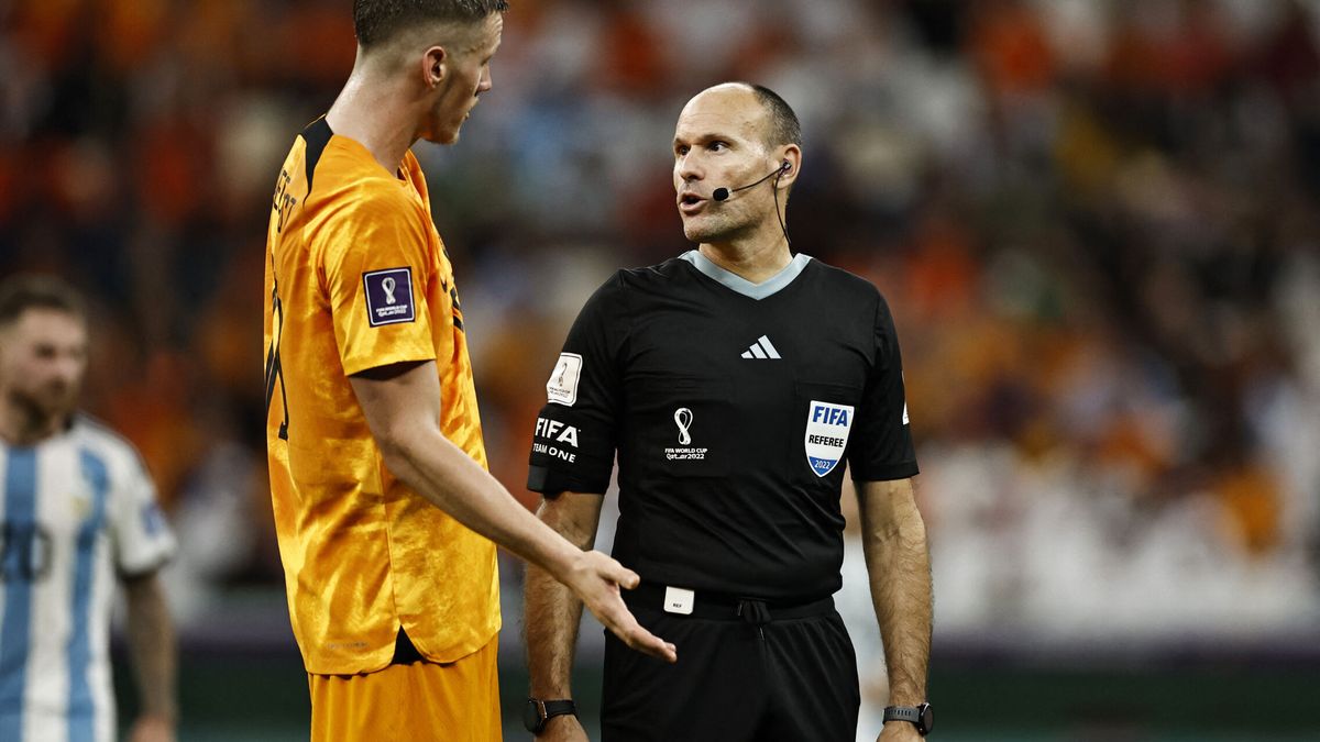 El árbitro Mateu Lahoz ya no pitará más partidos del Mundial de Qatar tras el Argentina - Países Bajos