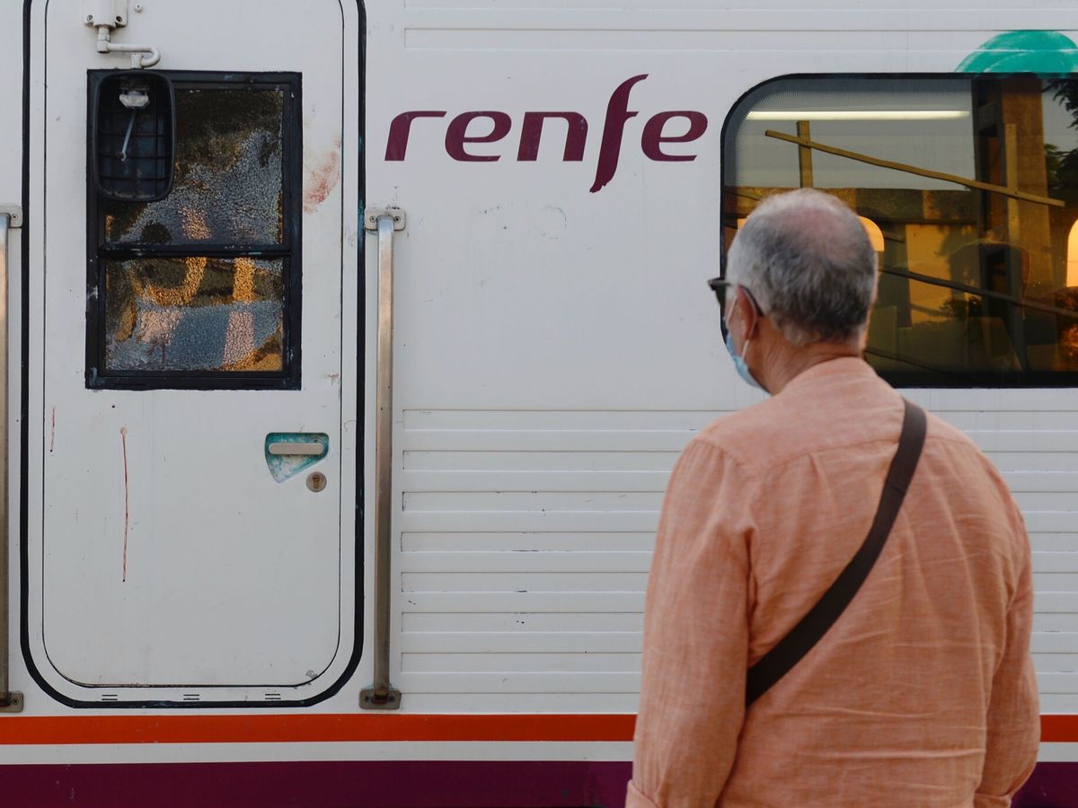 Foto: Un vagón de tren. (EFE/Nacho Gallego)