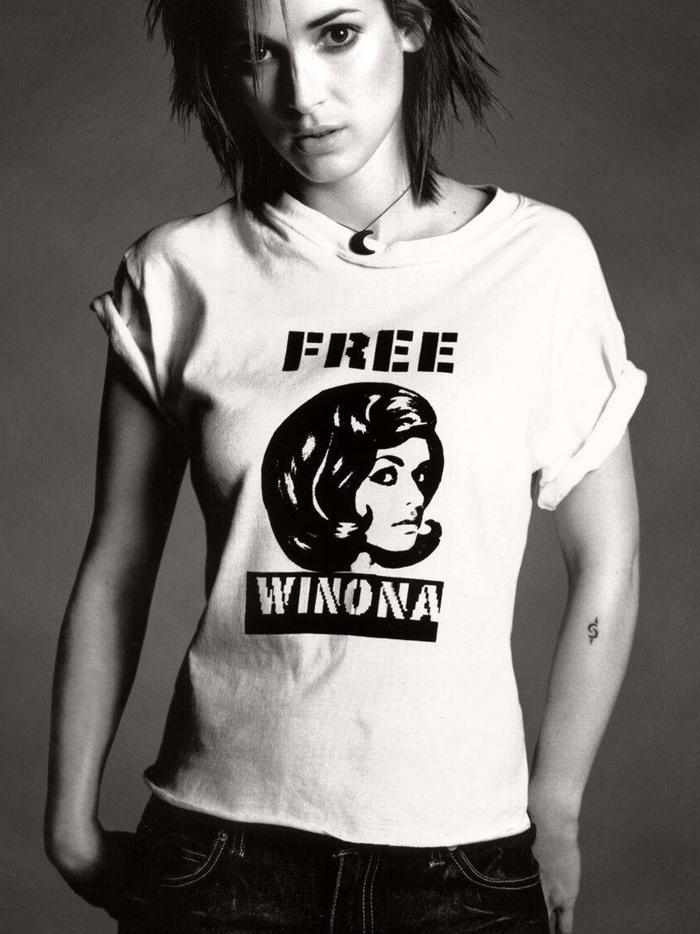 Winona con la famosa camiseta