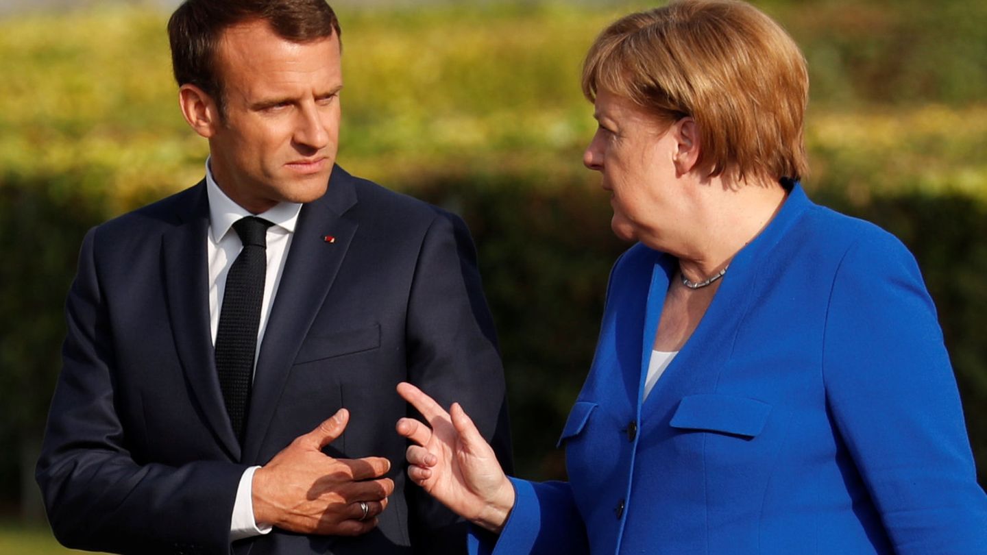 Macron y Merkel han reforzado el eje franco-alemán, quebrado durante la crisis. (Reuters)