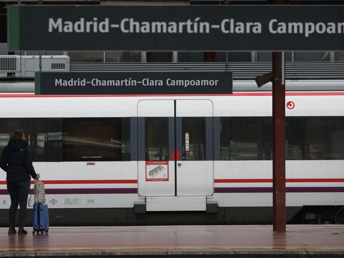 Foto: Estación de Chamartín en Madrid. (EFE/Sergio Pérez)