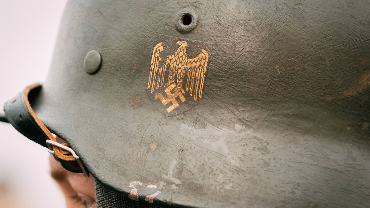La fiebre por las reliquias del Tercer Reich: así se roban y revenden los restos del nazismo