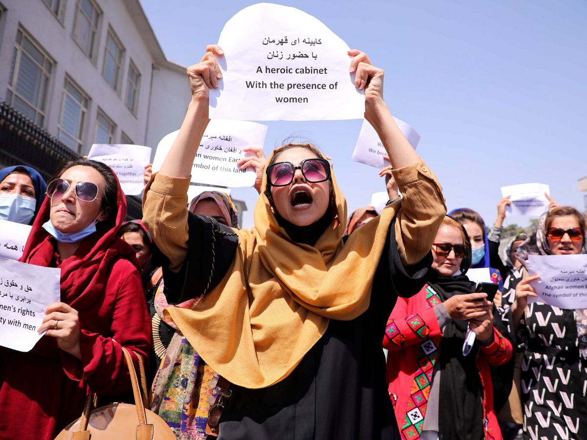 Foto: Manifestación por los derechos de las mujeres en Kabul. (Reuters)