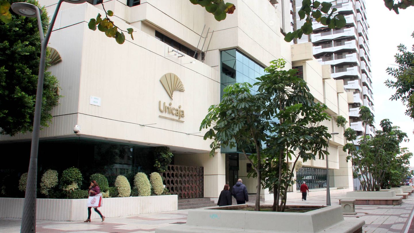 Sede de Unicaja Banco en Málaga. (EFE)