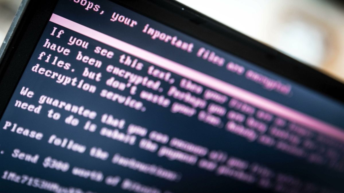Un ciberataque "masivo" provoca problemas informáticos en Italia