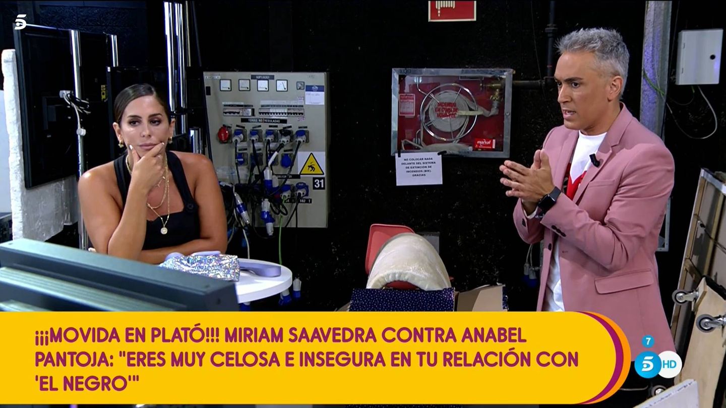 Anabel Pantoja y Kiko Hernández, en 'Sálvame'. (Mediaset España)