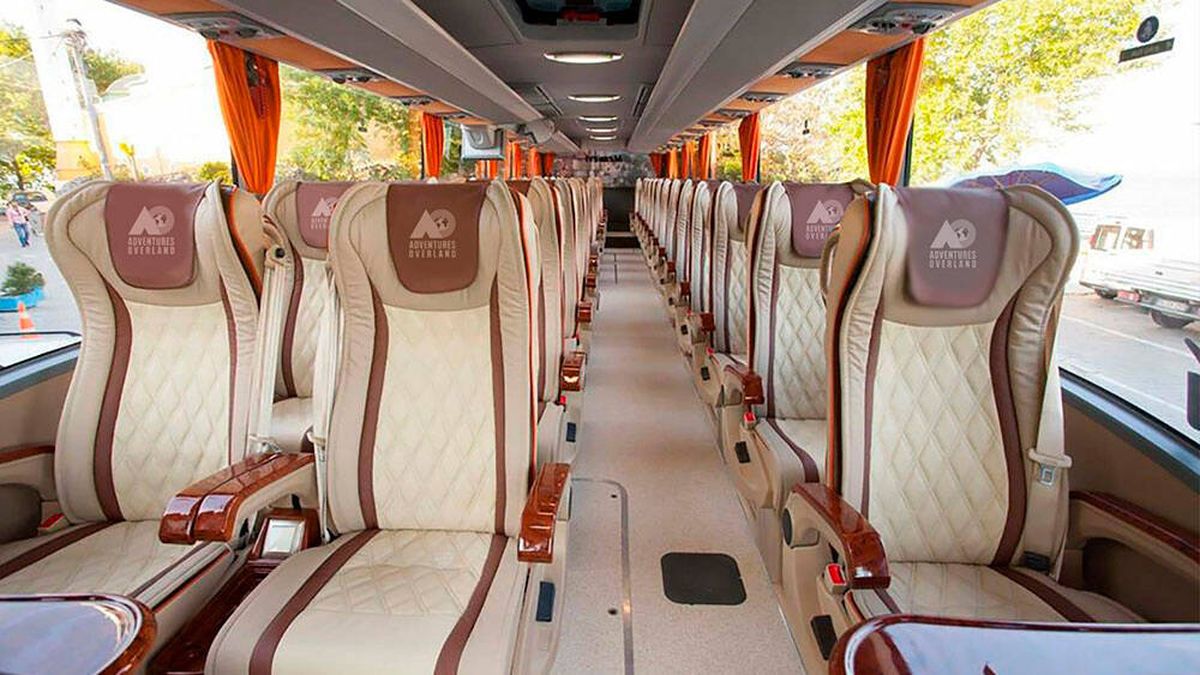El viaje en autobús más largo del mundo cuesta 22.500 euros: ¿te atreverías a hacerlo?