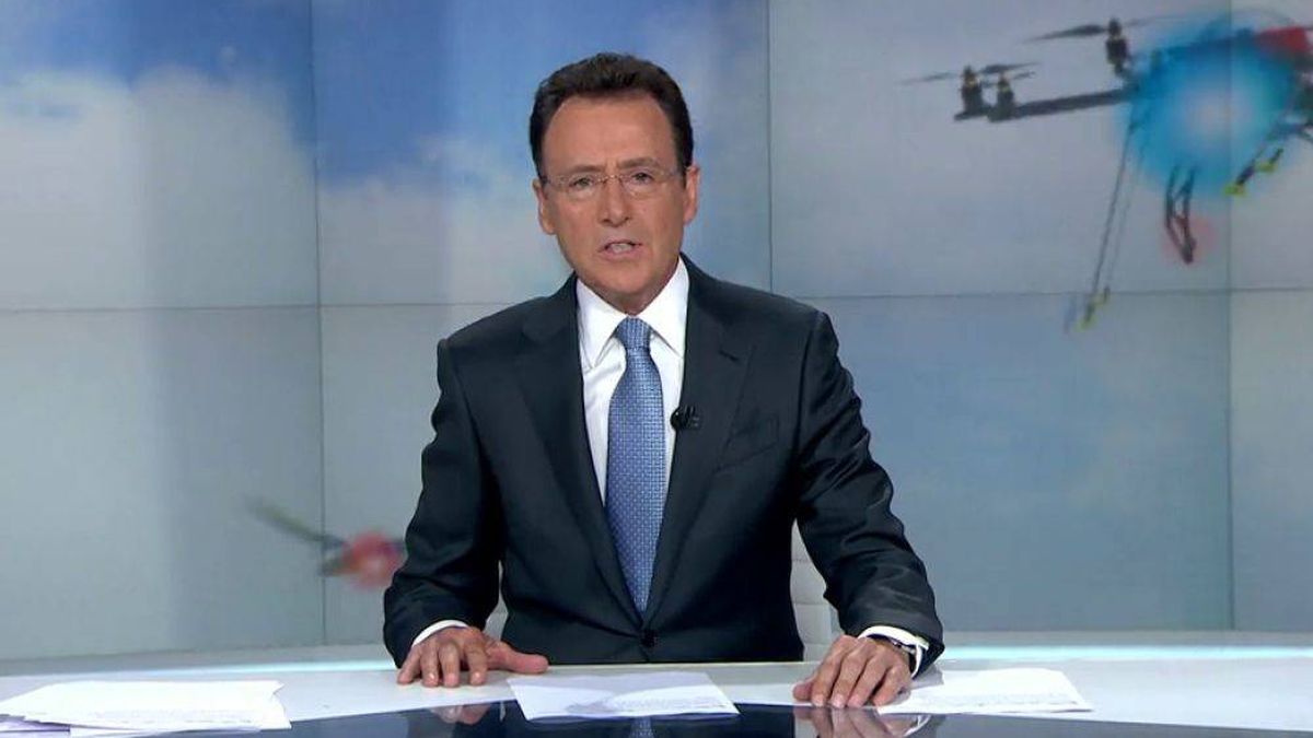 'Antena 3 noticias': Matías Prats agita las redes con su último chiste en directo