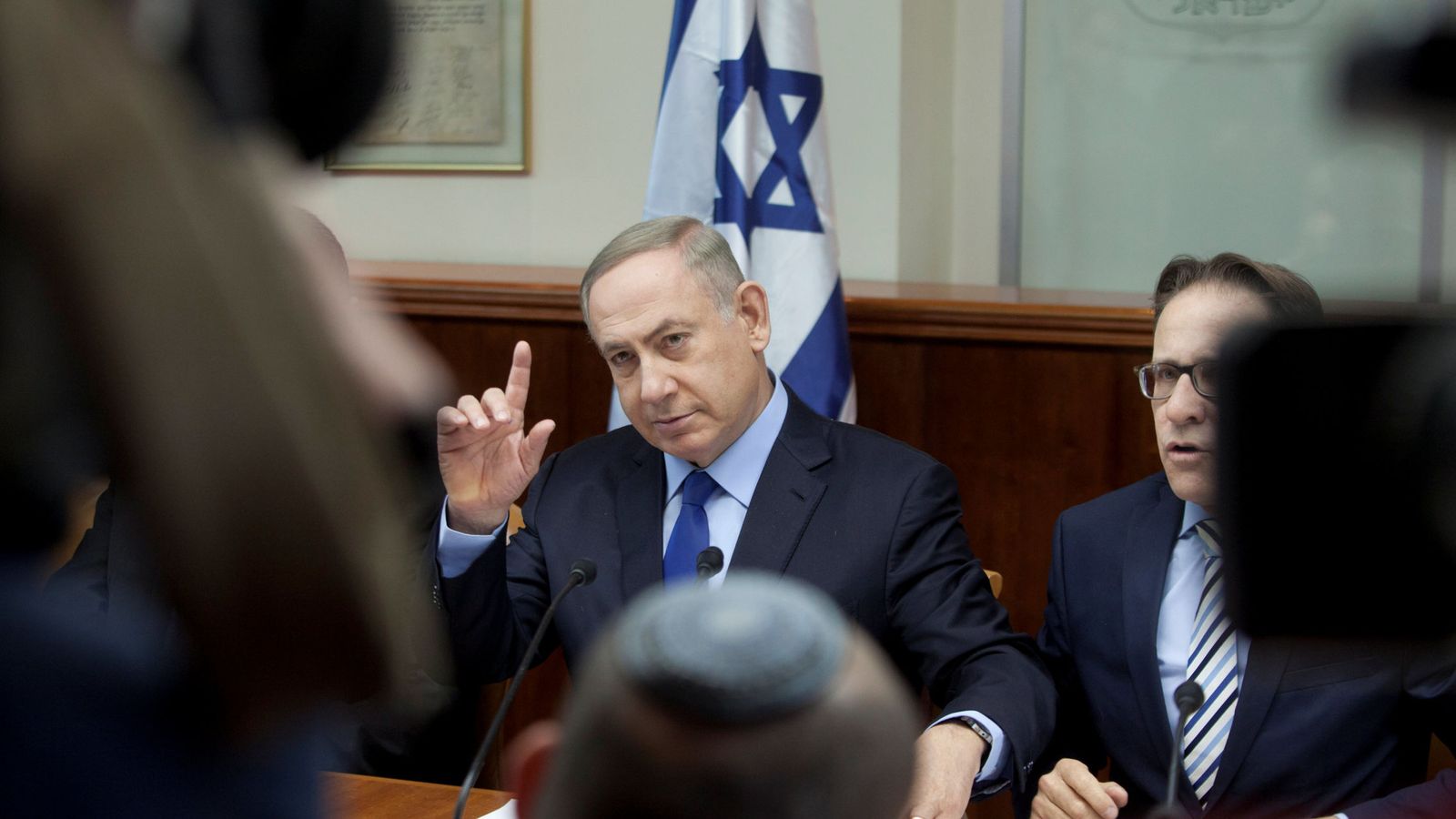 Foto: El primer ministro israelí, Benjamin Netanyahu, durante una reunión de su gabinete, en Jerusalén (Reuters).