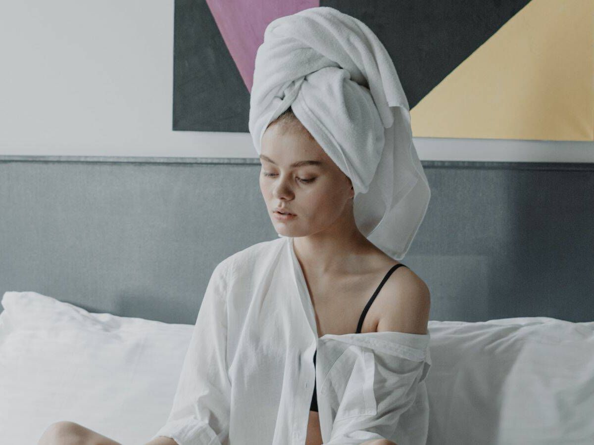 Foto: Si quieres un pelo suave y brillante, estas toallas de secado son lo que necesitas (Pexels)