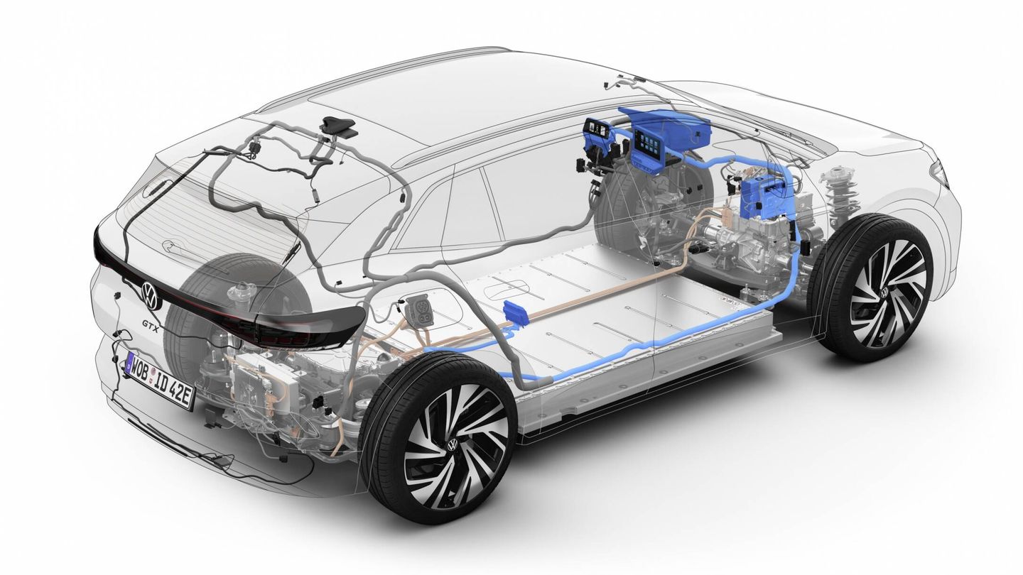 Un vehículo moderno equipa miles de semiconductores, y aún más si es híbrido o eléctrico. (Volkswagen)