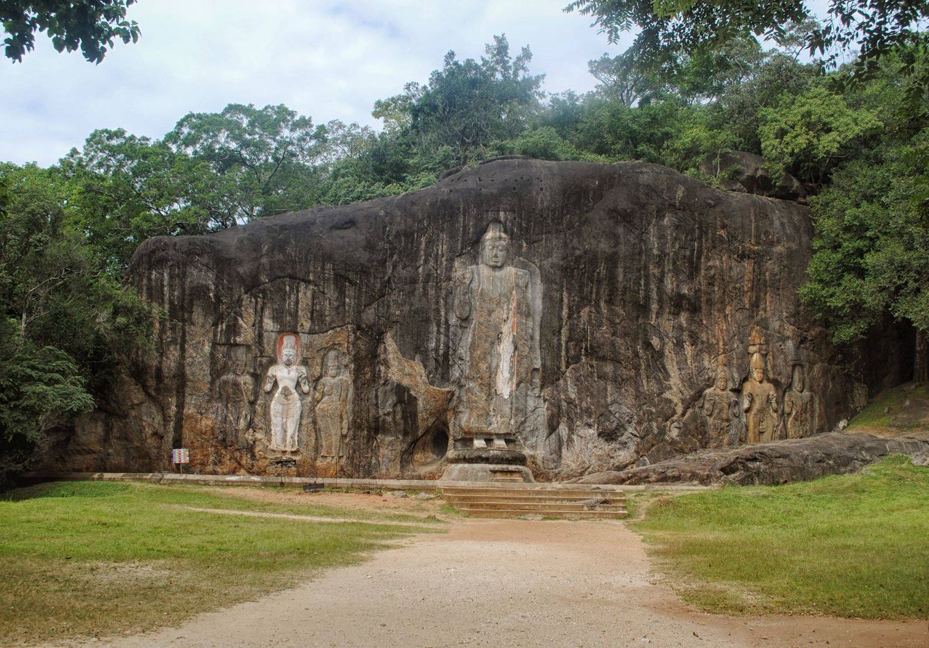Buda gigante de Buduruwagala. (CC)