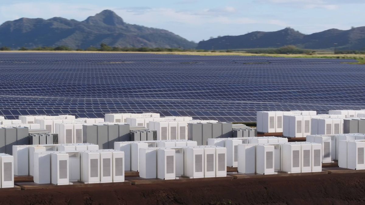 272 baterías en una: esta es la enorme factoría solar que Tesla ha instalado en Hawaii