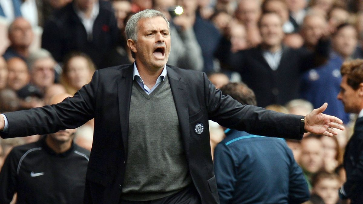 Mourinho apuesta por el producto 'made in Chelsea' para mantener su identidad