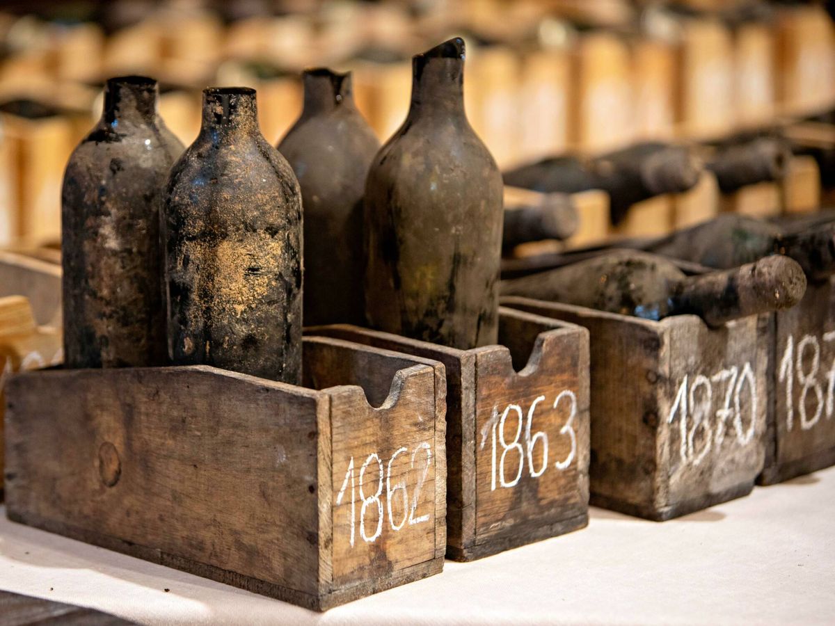 Foto: Botellas de la colección histórica de Marqués de Riscal. (Cortesía)