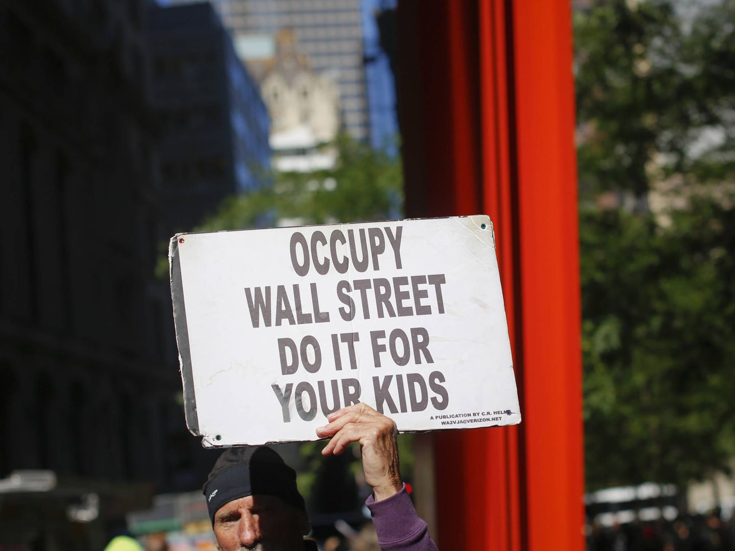 Un manifestante de Occupy Wall Street en el Parque Zuccotti, en Nueva York. (Reuters)