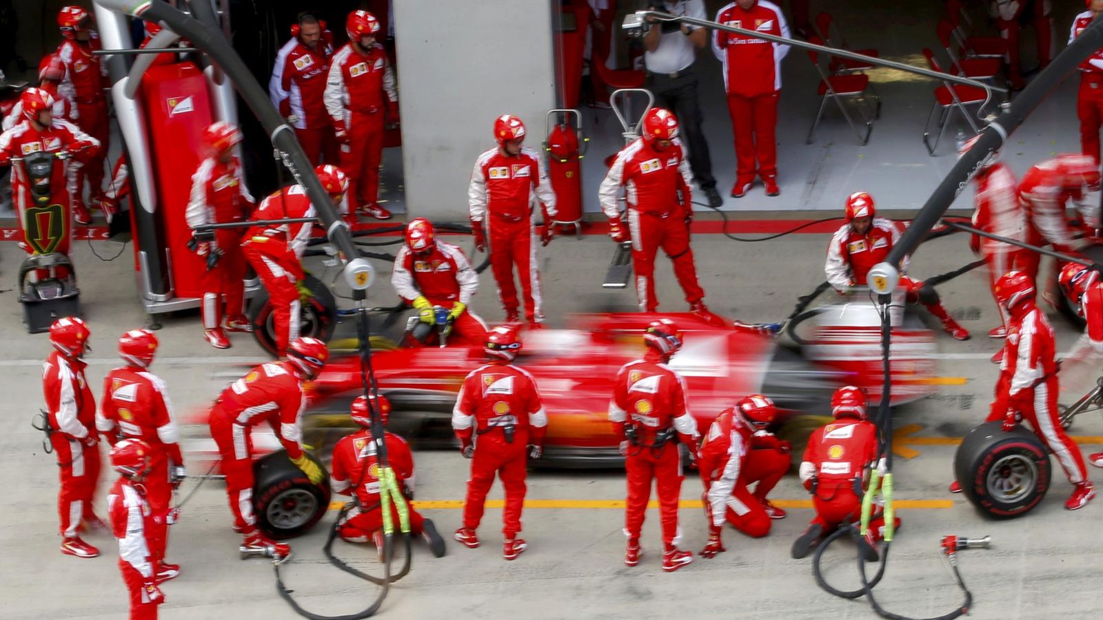 Foto: Ferrari durante la cita en Austria (Reuters).