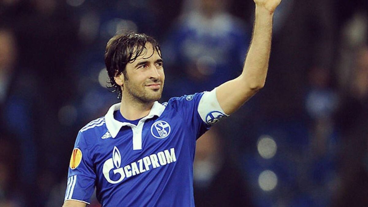 El descenso a los infiernos del otro equipo de Raúl: el Schalke 04 se hunde