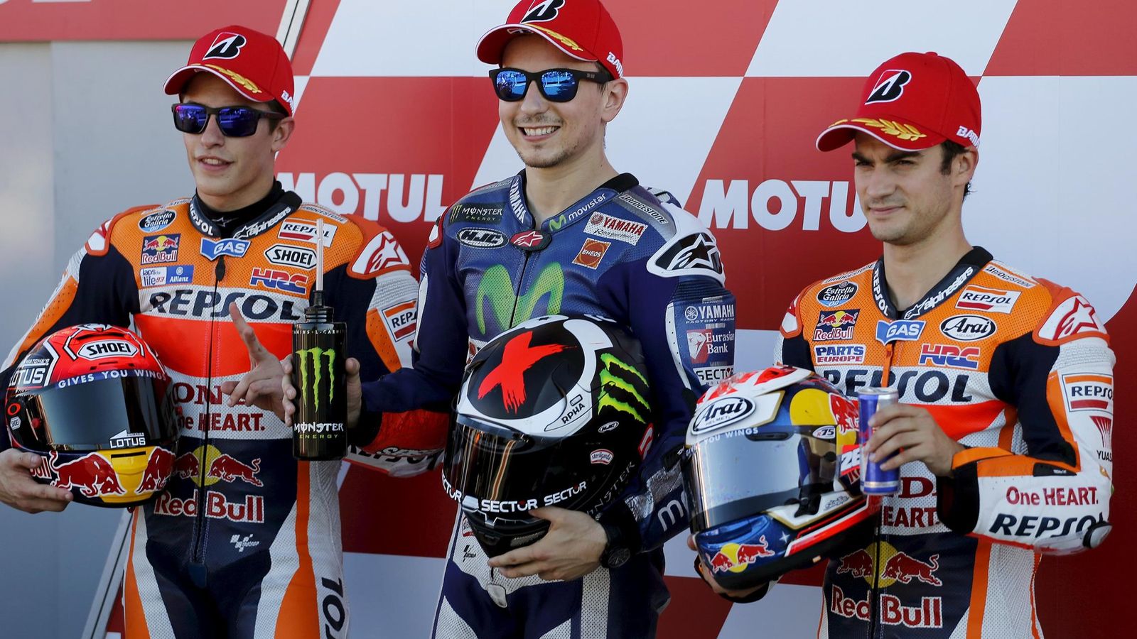 Foto: Márquez, Lorenzo y Pedrosa, en un gran premio de Valencia. (Reuters)
