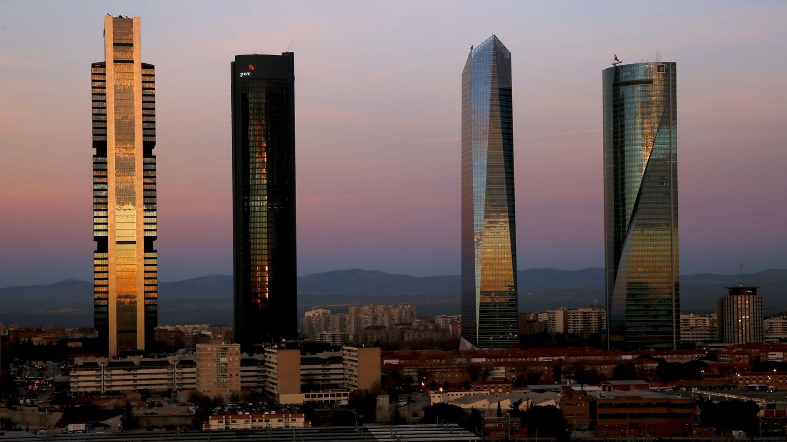 Foto: Los alquileres de oficinas en Madrid crecerán un 22% en tres años. (EFE)