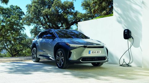 Toyota retrasará la llegada de su primer eléctrico a la espera de una evolución