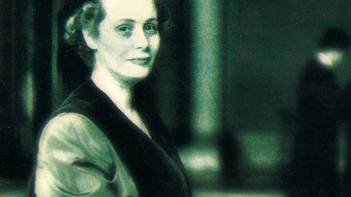 De falangista a feminista: Mercedes Formica, la mujer que desafió a Pilar Primo de Rivera