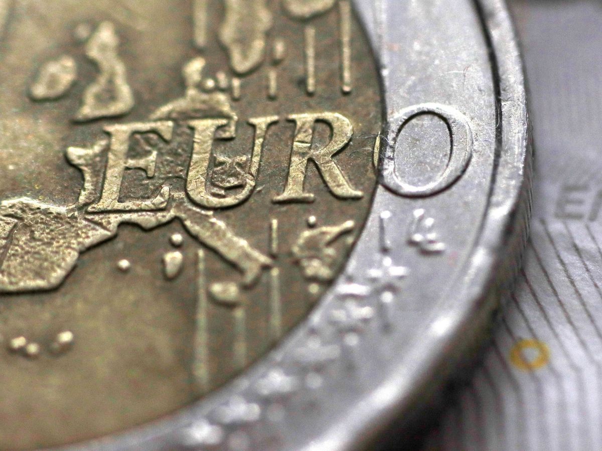 Foto: Moneda de dos euros (Reuters)