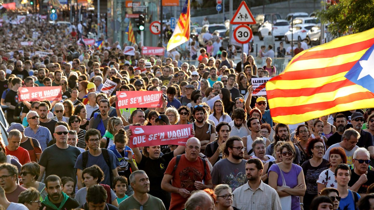 Manifestación en apoyo a los CDR detenidos, en Sabadell. (EFE)