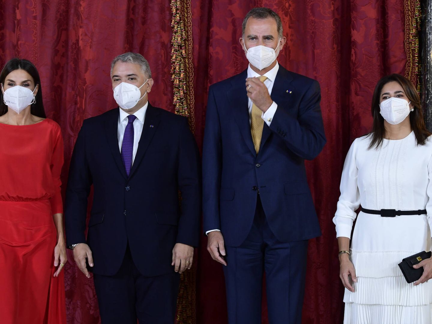  Los Reyes, con el presidente de Colombia y su esposa. (LP)