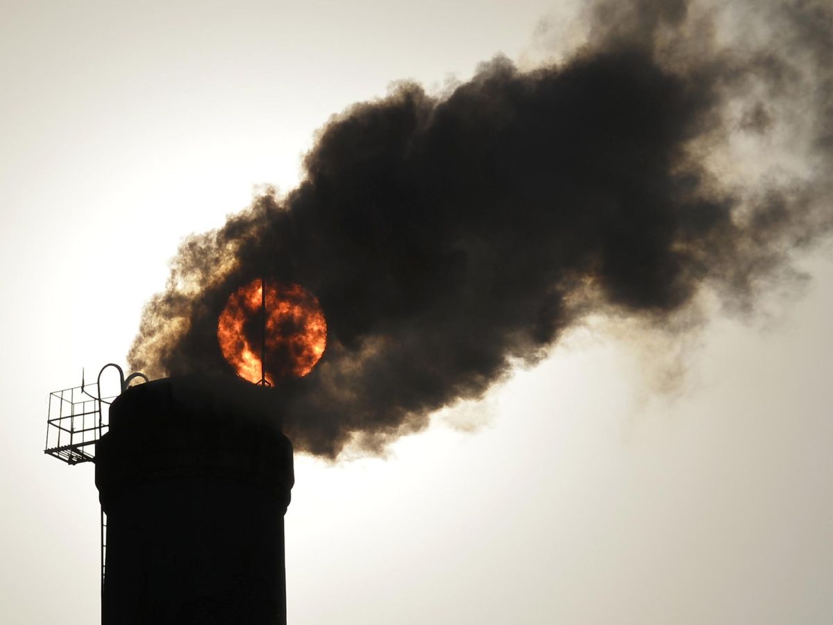 Foto: Emisión de humo en una central térmica en Taiyuan, China. (Reuters/Stringer)