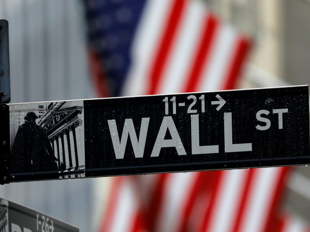 Foto: Letrero de Wall Street en Nueva York. (Reuters)