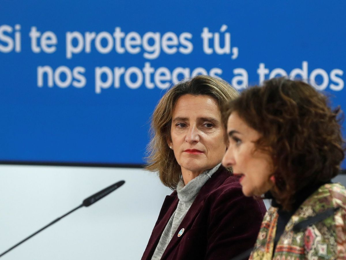 Foto: Teresa Ribera y María Jesús Montero. (EFE)