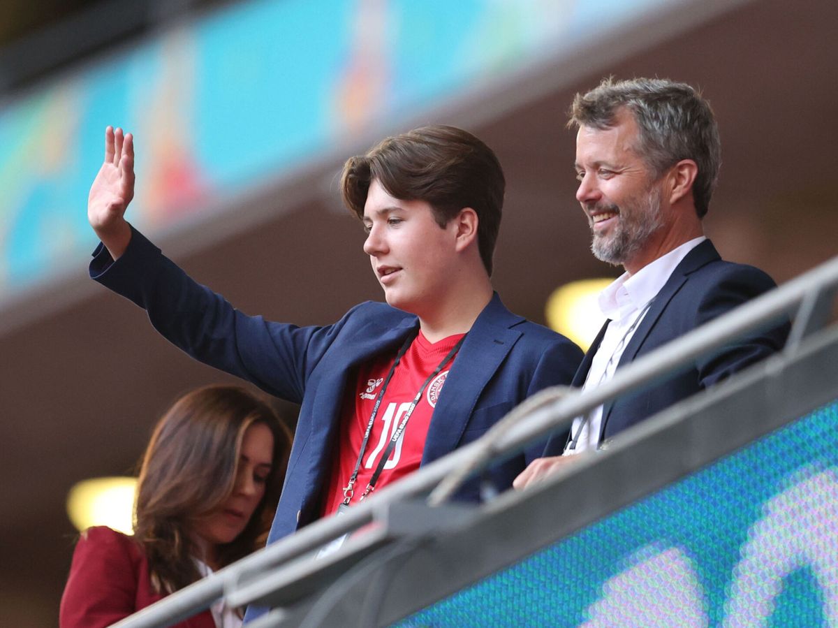 Foto: El príncipe Christian, con sus padres. (Reuters)