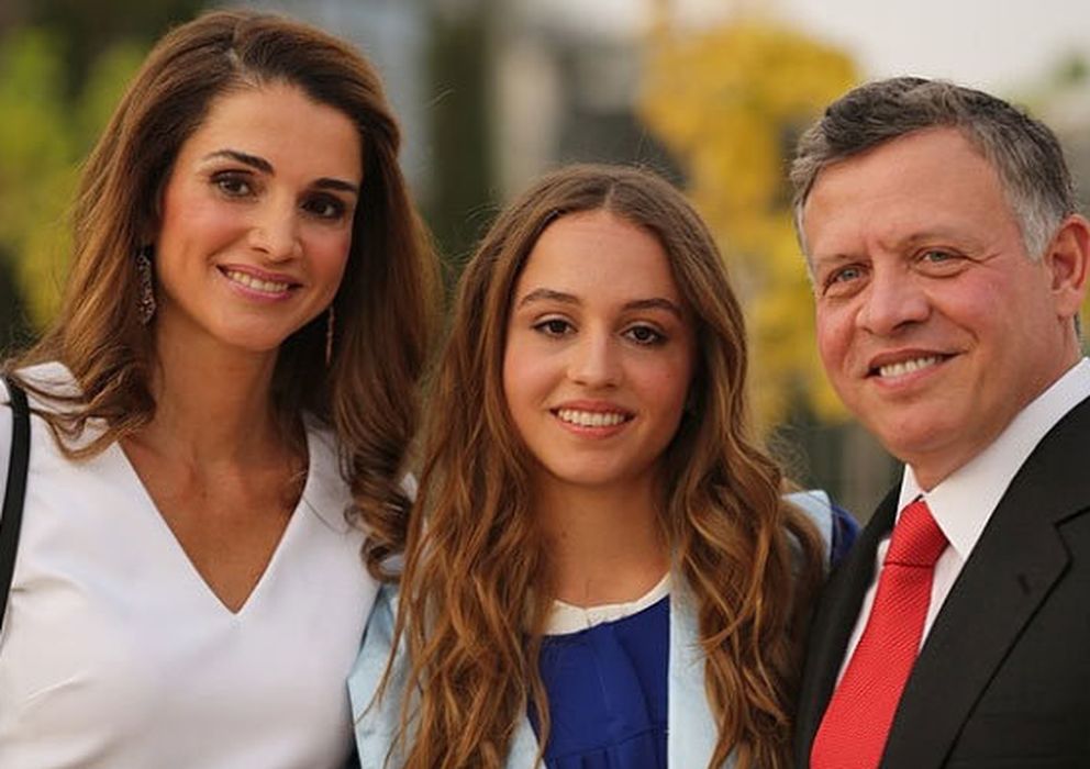 Foto: Rania de Jordania y su marido Abdalá II junto a la princesa Imán (Instagram Rania)