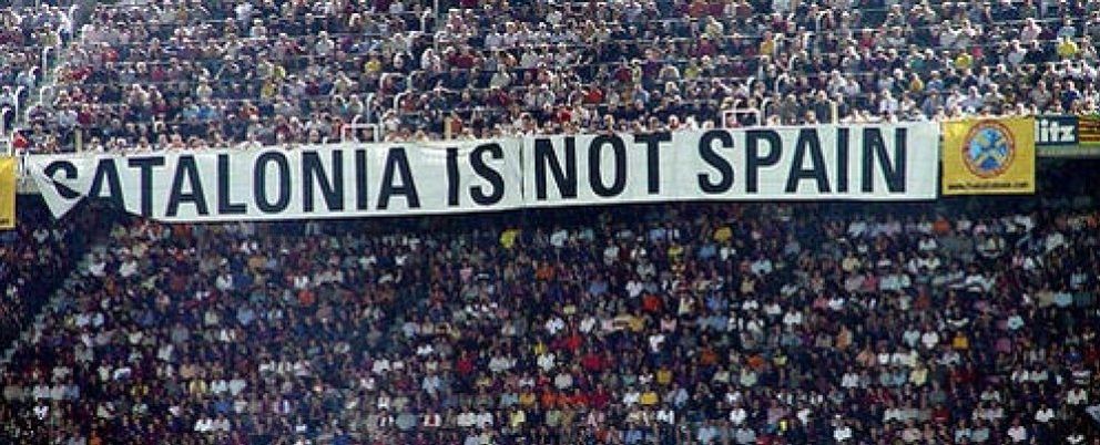 Foto: El mensaje 'Catalonia is not Spain' presidió el Camp Nou