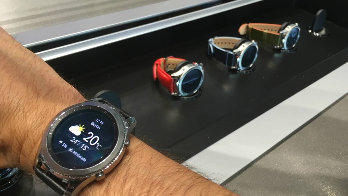 Apple, ponte las pilas: el Gear S3 de Samsung apunta a mejor reloj del año