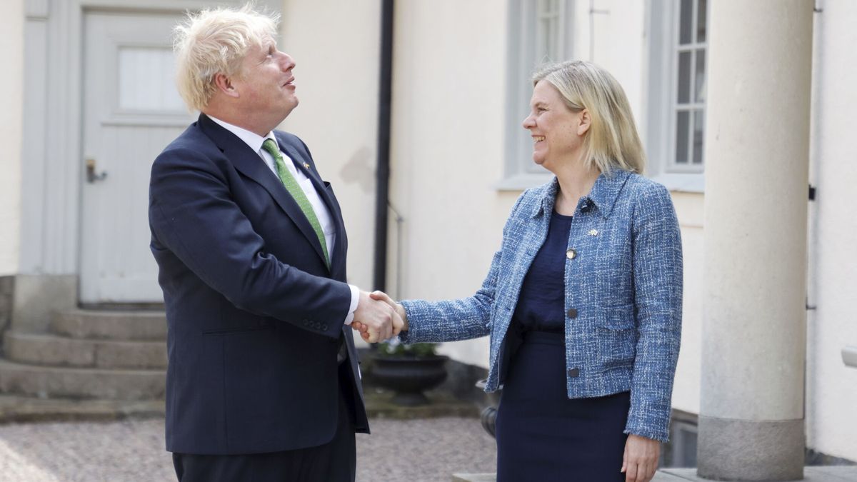 Suecia y UK firman un acuerdo de garantías de seguridad que incluye apoyo militar