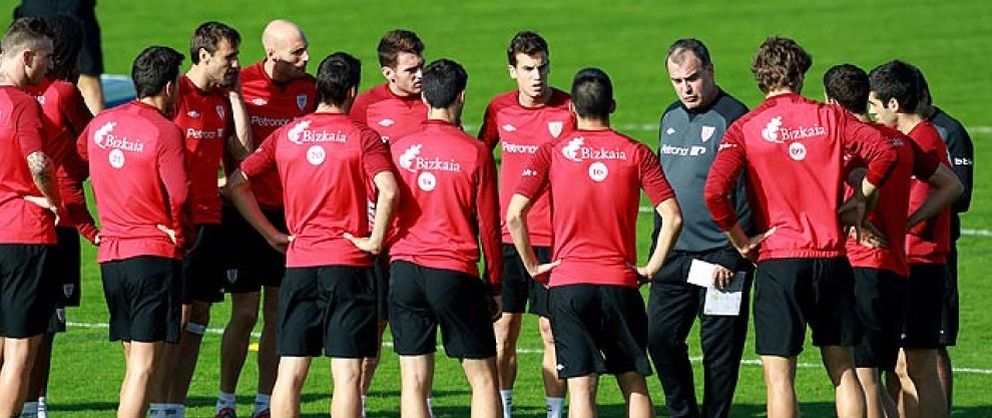 Foto: Jugadores del Athletic ya advirtieron a Urrutia de lo que pasaría si Bielsa continuaba como técnico