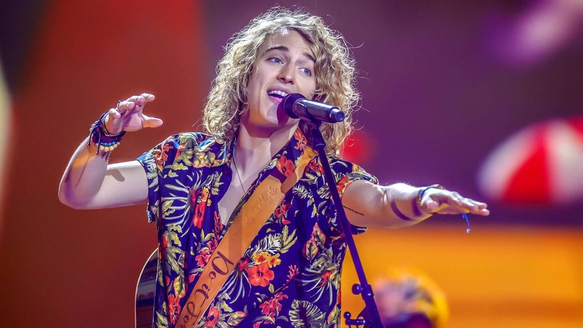 Del gallo de Manel en Eurovisión, a la guerra de los Caparrós: momentazos de TV en 2017