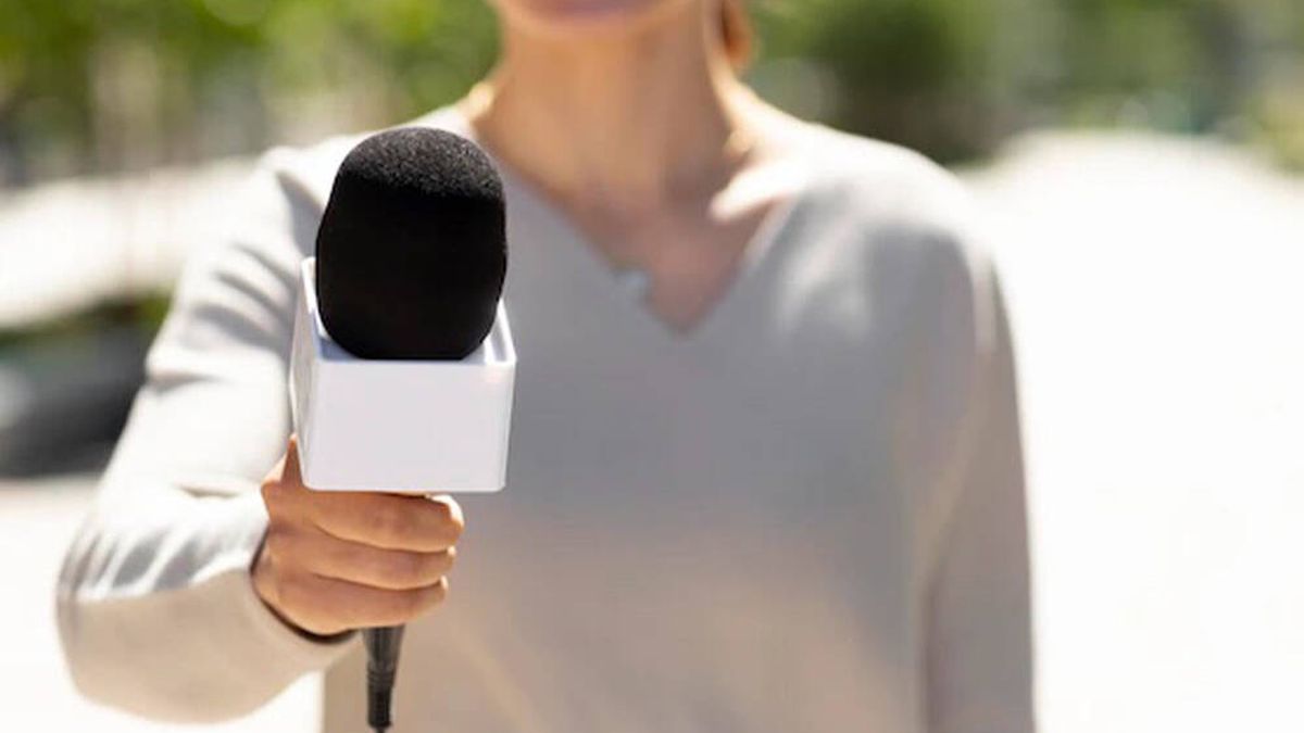 Una reportera cuenta su "truco definitivo" para que la gente se pare en la calle para responder a sus preguntas