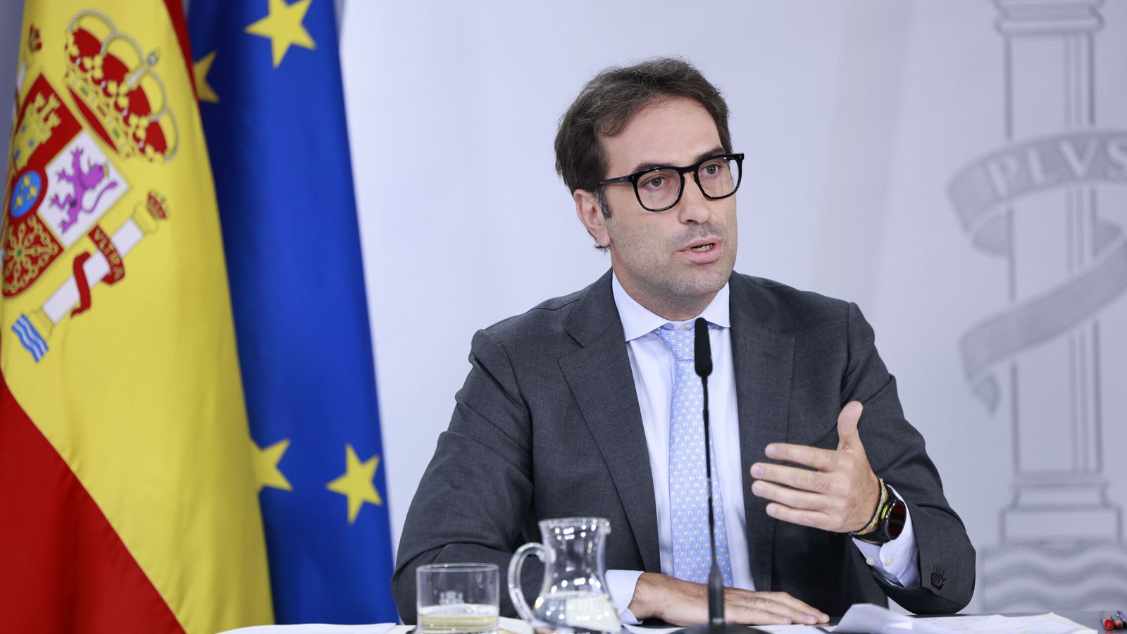 El Gobierno aprueba rebajas fiscales permanentes para Ceuta y Melilla en Sociedades y Seguridad Social