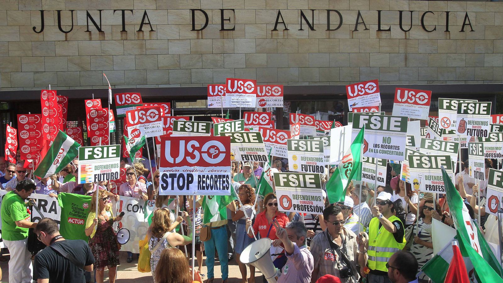 Foto: Manifestación de profesores en 2012. (EFE)