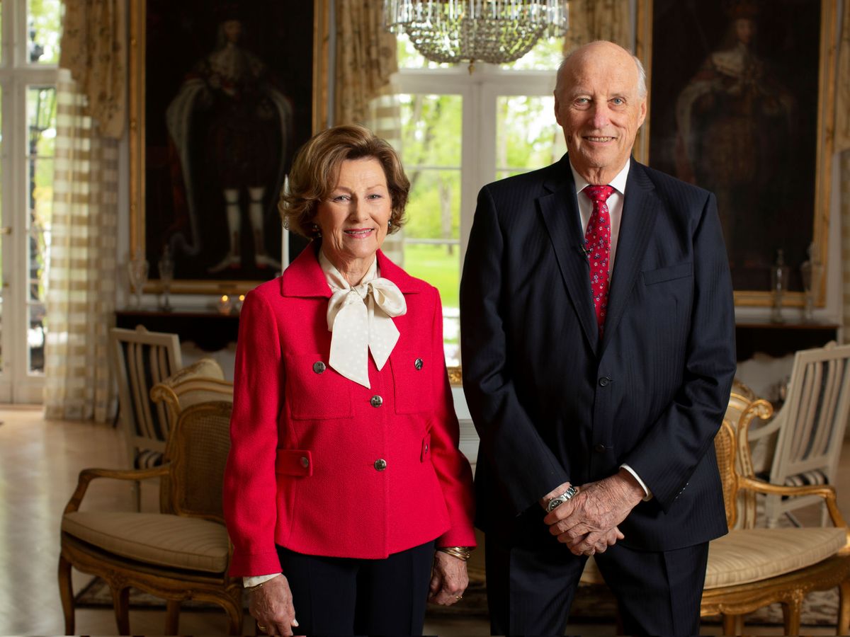 Foto: Los reyes Harald y Sonia de Noruega. (Reuters)
