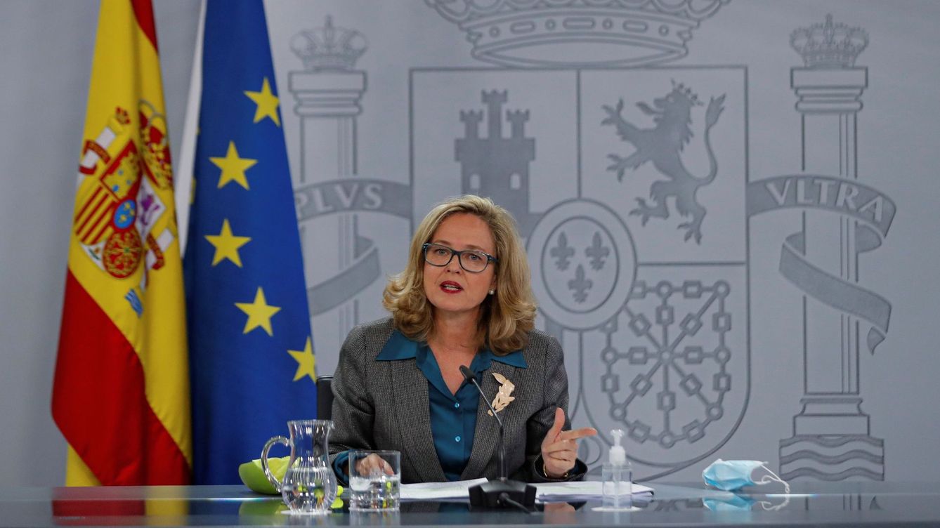 Foto: La ministra de Economía, Nadia Calviño, en una rueda de prensa. (EFE)