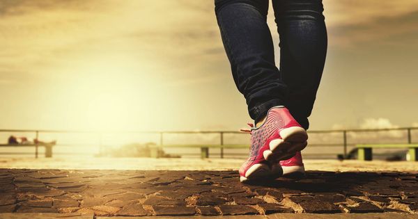 Foto: Caminar rápidamente puede alargar nuestra esperanza de vida (Foto: Pixabay)